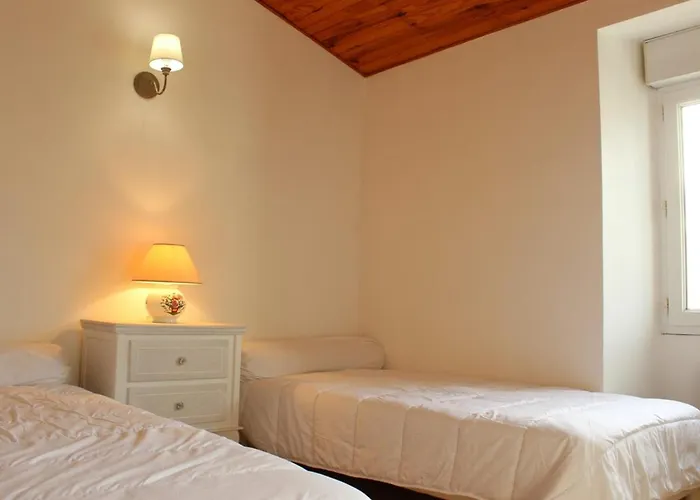 Maison proche centre de St Pierre, 6 couchages, cour ensoleillée, à 20 min de la mer à vélo. - FR-1-246A-83 Casa vacanze