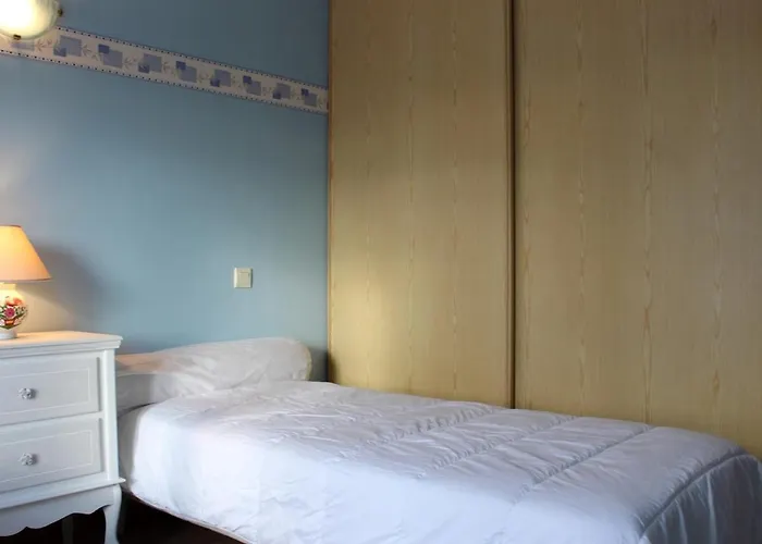 Maison proche centre de St Pierre, 6 couchages, cour ensoleillée, à 20 min de la mer à vélo. - FR-1-246A-83 Casa vacanze